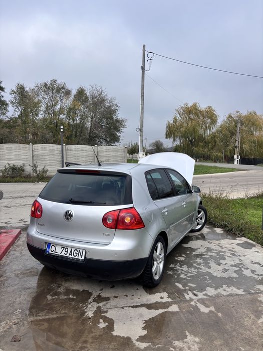 Se vinde golf 5 1.9 tdi