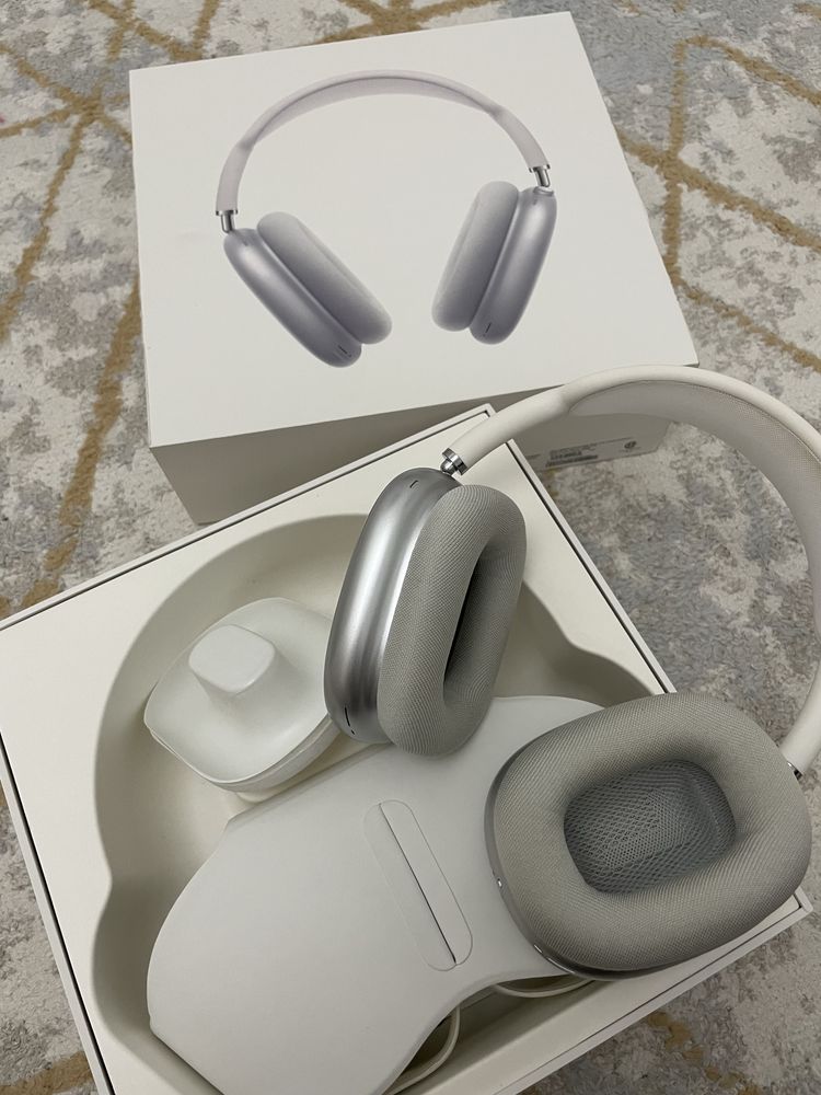 Air pods max наушник