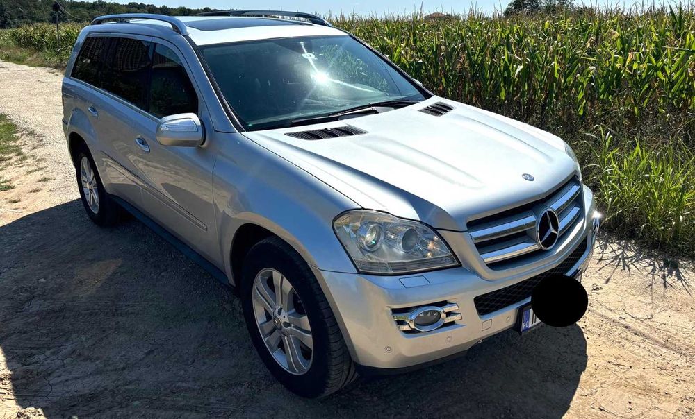 Mercedes GL 320 4Matic, V6 3.0 Diesel (260 CP)