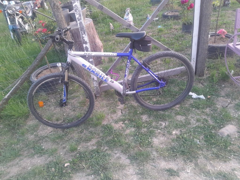 Bicicleta mtb kastle