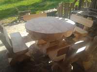 Masa rotunda din lemn rotund