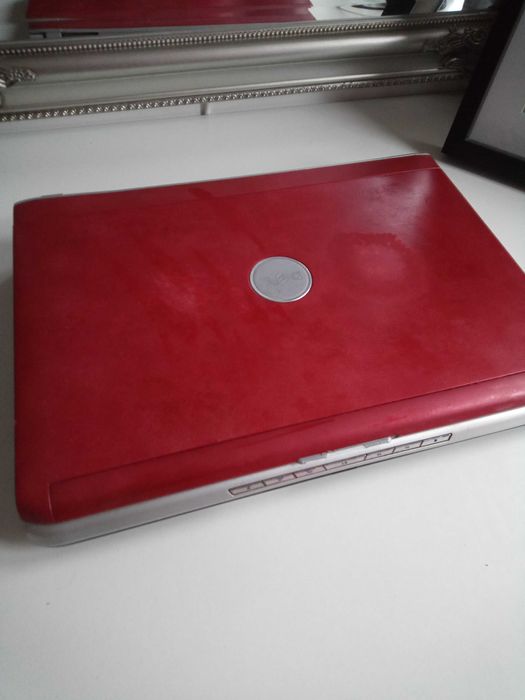 Laptop Dell Inspiron 1520 pentru colectionari