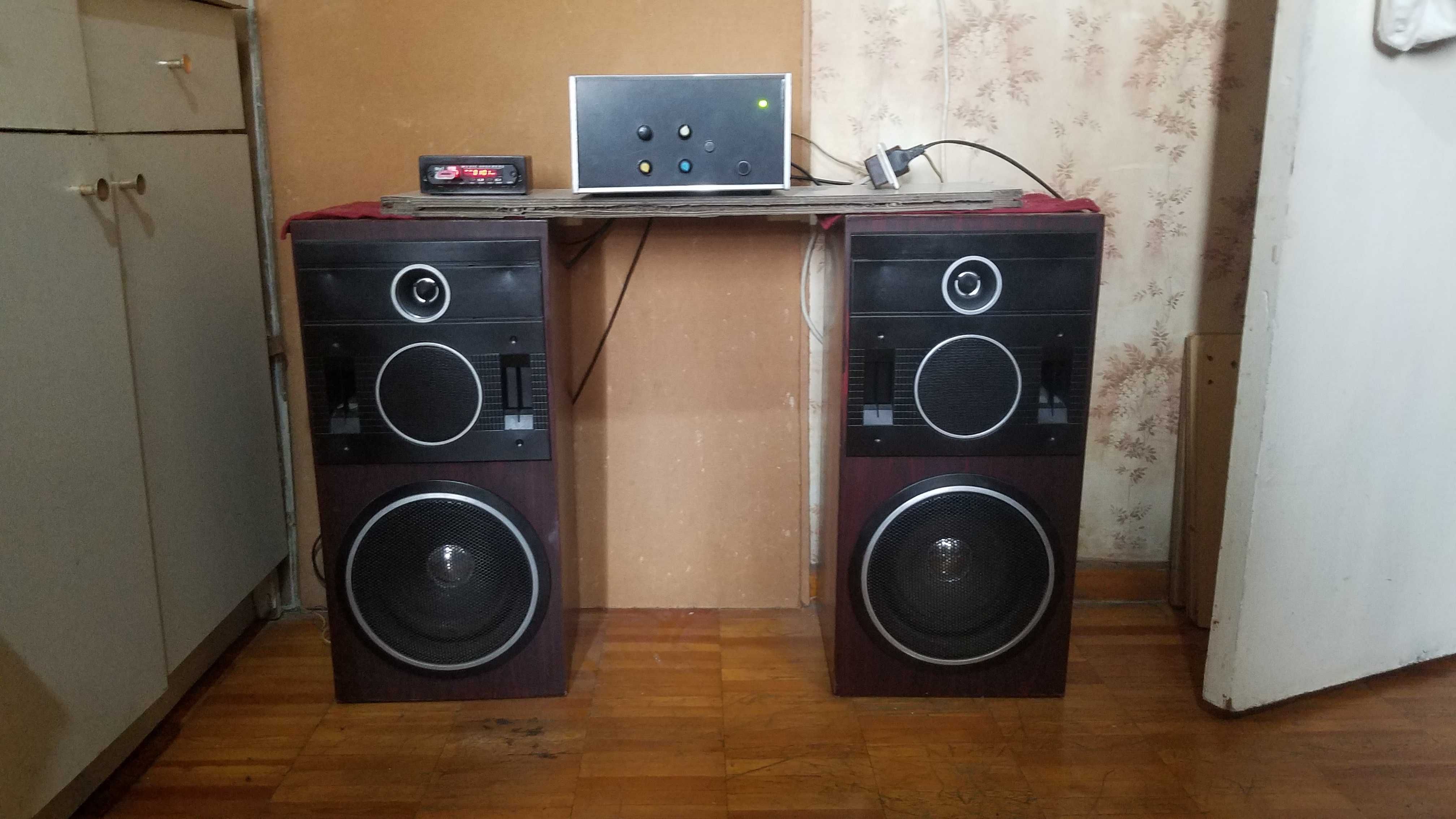 Продаю Колонки  50АС + Усилитель