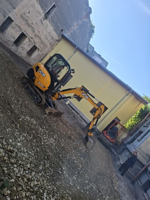 Miniexcavator -Inchiriere Utilaje
