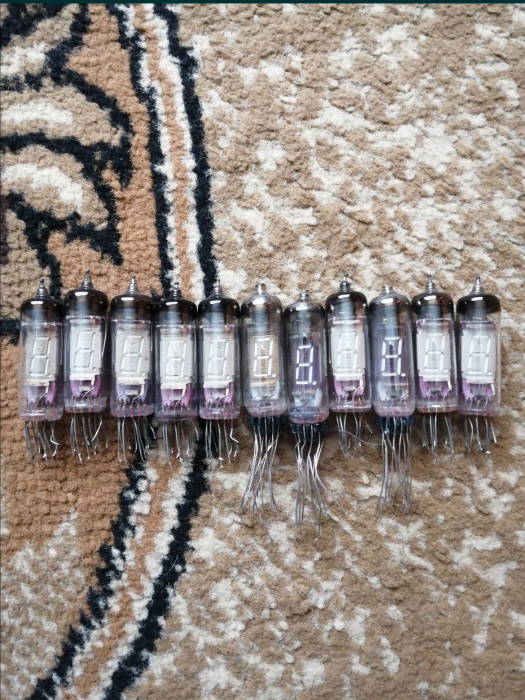 Продам газоразрядные лампы ИВ - 6