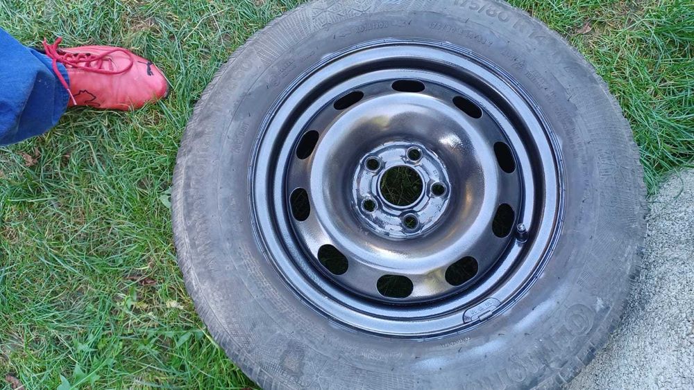 Vand 4 jante r14 de volkswagen golf 4