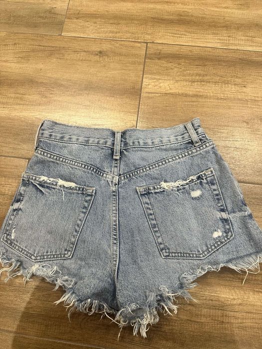 Чисто нови къси панталони