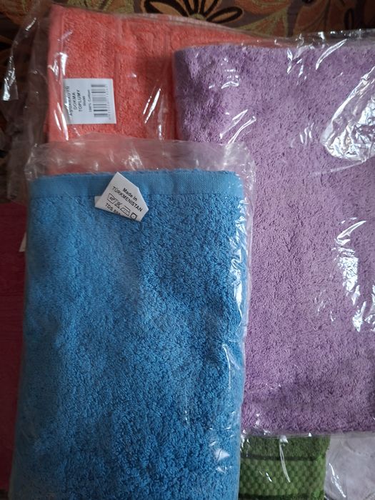 Полотенце новые.