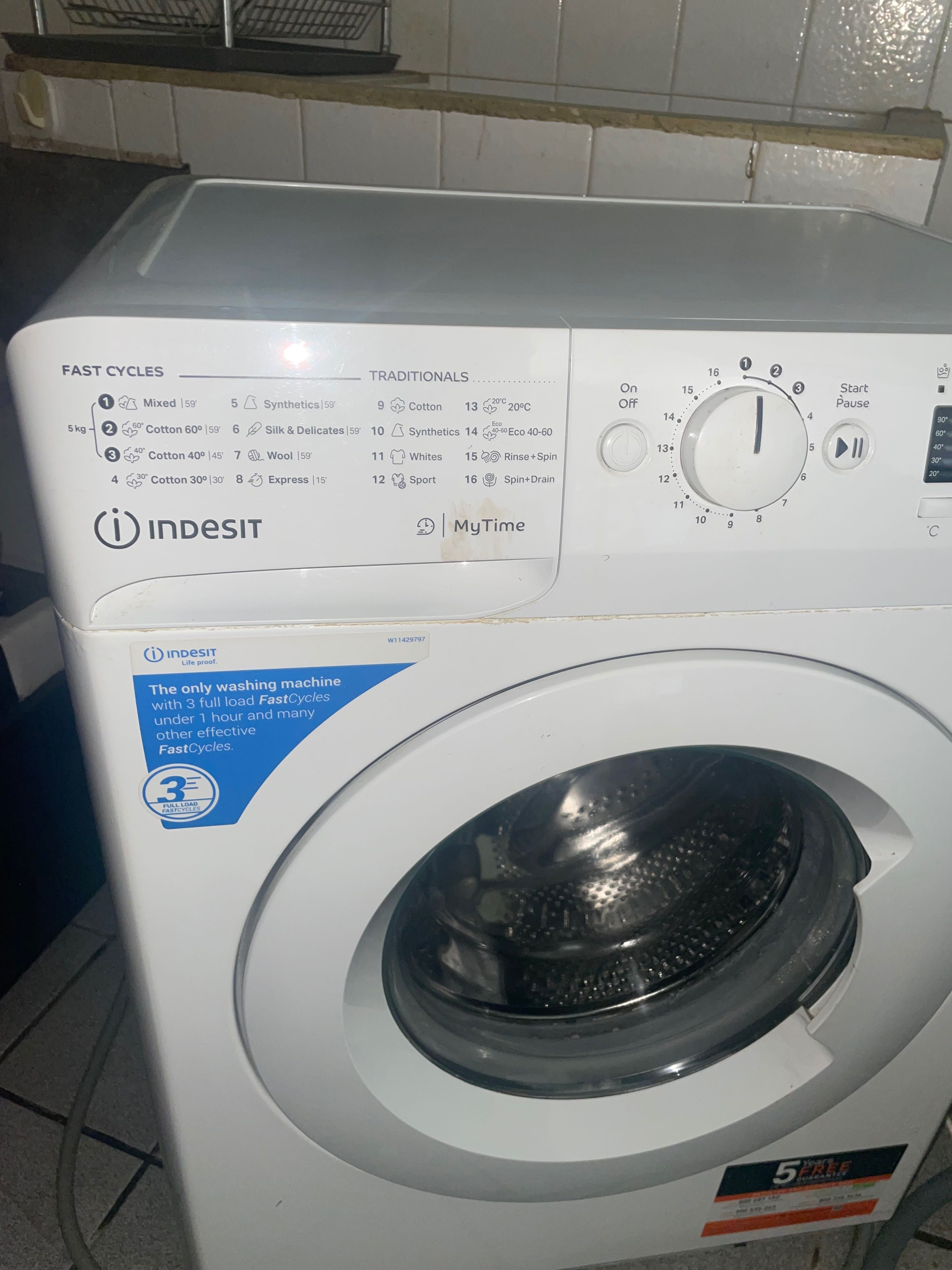 Пералня INDESIT 5kg