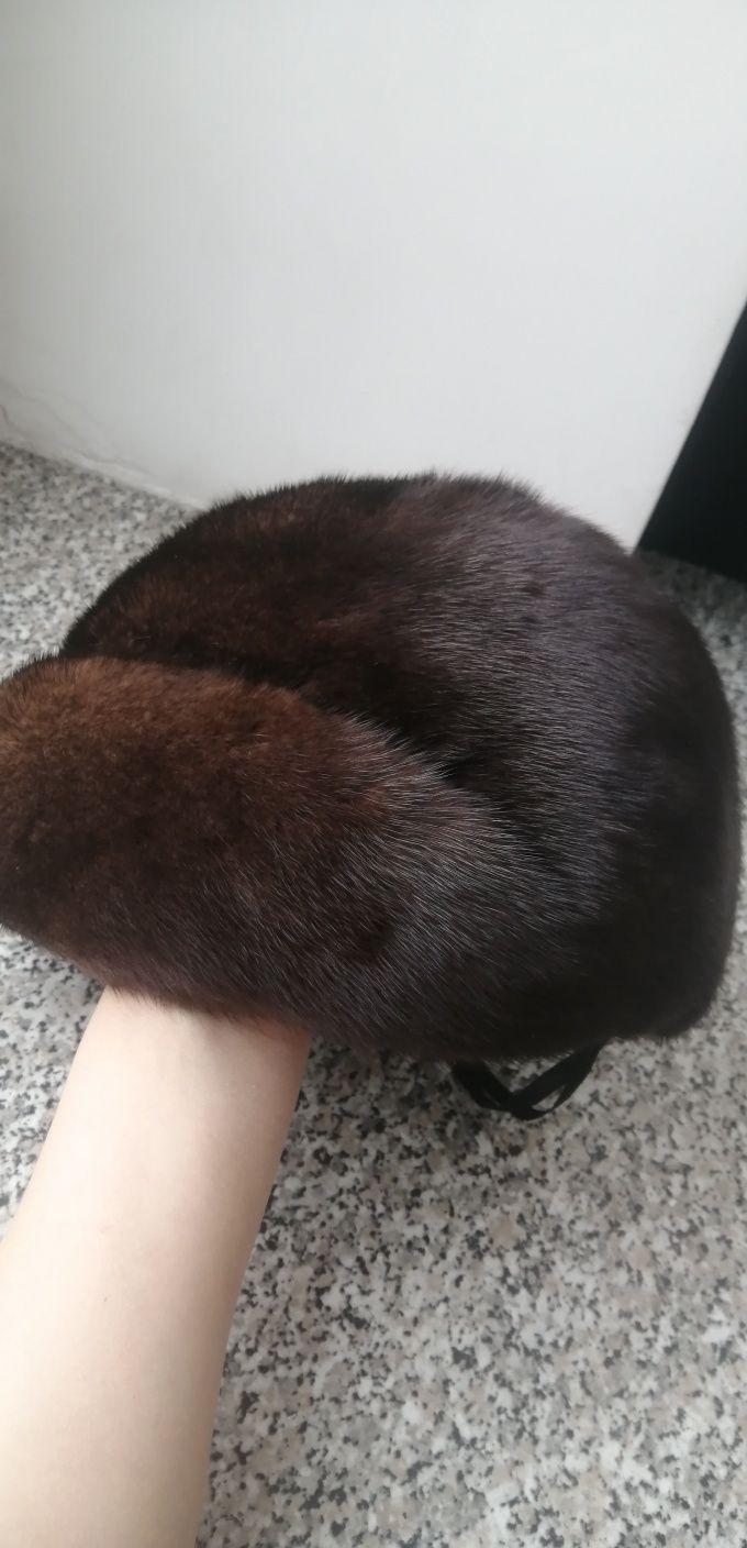 Продам норковую шапку