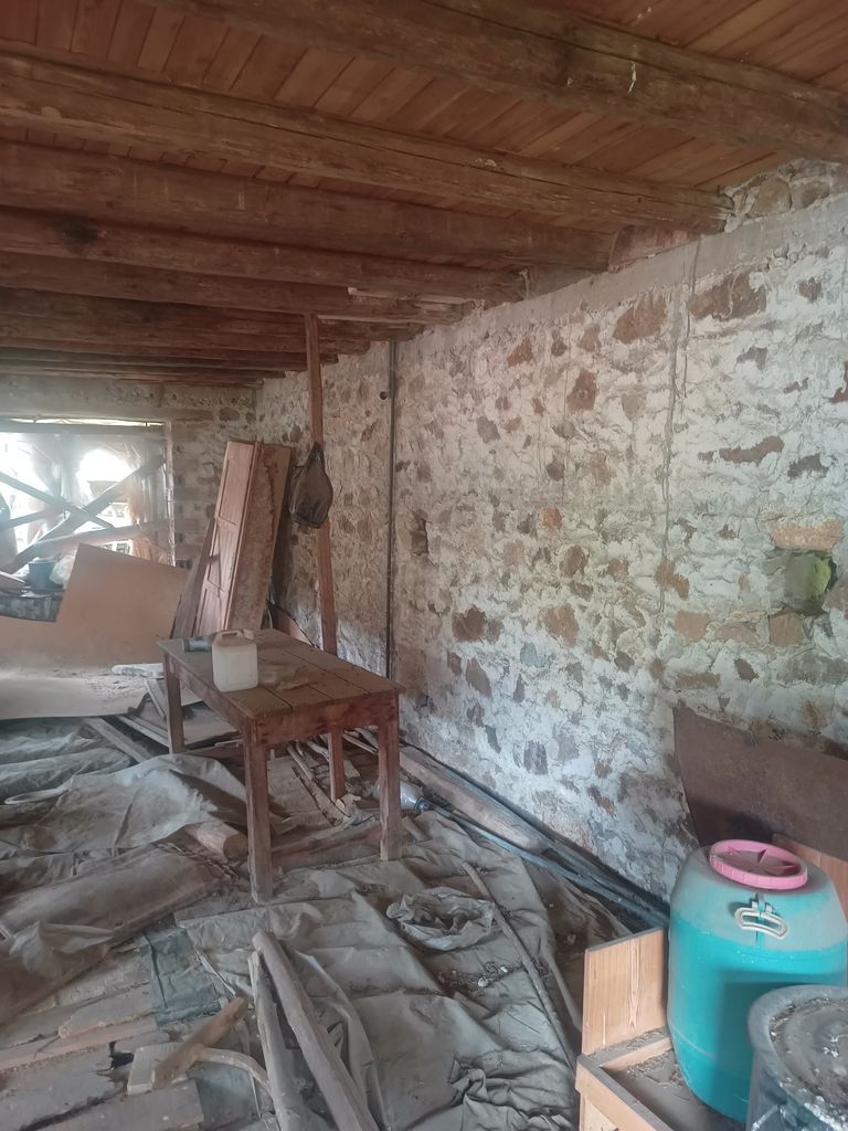 Продава се Къща в с. Сивино, Област Смолян - 200 кв.м за 135 €/кв.м - Снимка #9