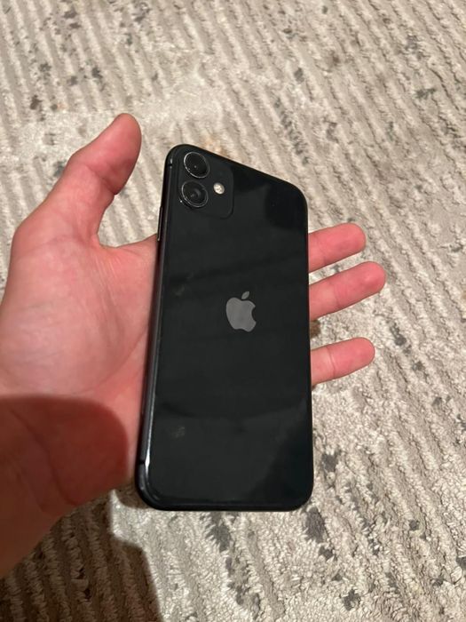 Айфон 11 алды ауысқан