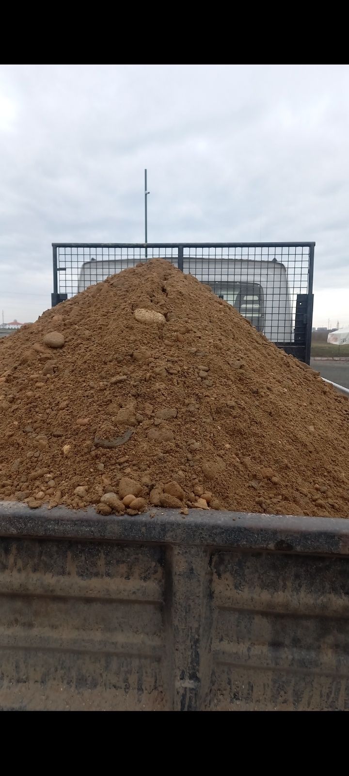 Piatră criblură curată diferite mărimi Nisip sort balastru Pământ