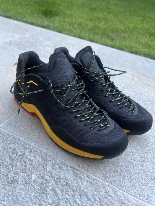 Туристически обувки La sportiva 44 номер