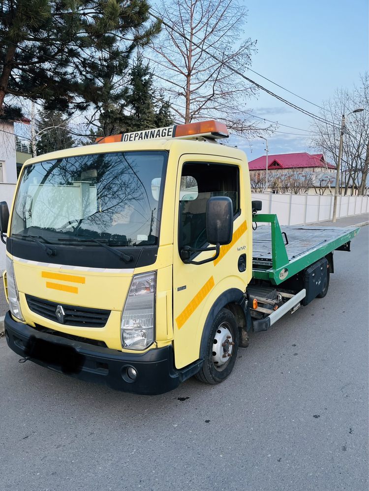 Vand renault maxity sau schimb