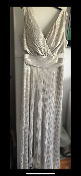 Rochie argintie marimea 38-40