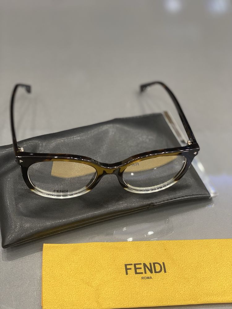 Диоптрични очила FENDI - дамски