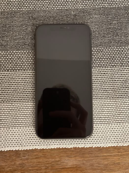 iPhone 11, 64 GB