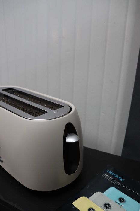 Cecotec ClassicToast 15000 Бежов Двоен Дигитален Тостер 1500W, LED