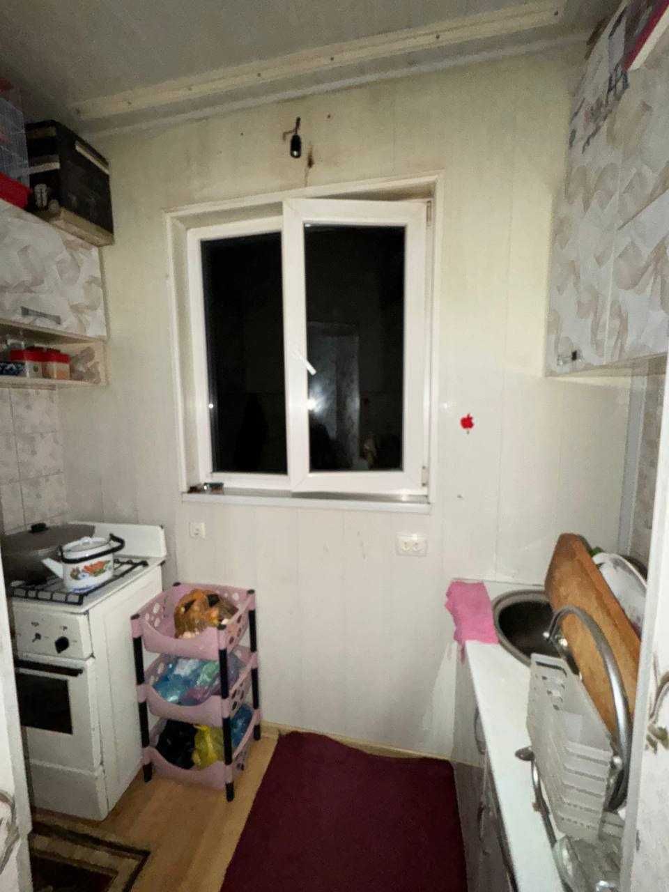 СРОЧНО !!! Продается квартира в Яшнабаде 1/3/4 ( 42 кв/м ) Асалобод 2