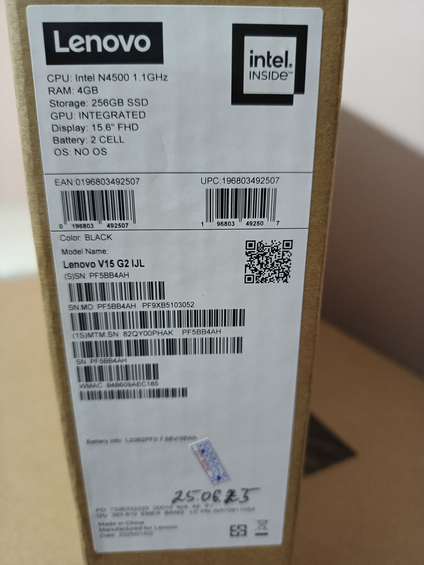 Lenovo Noutbuk sotiladi. Yangi ochilmagan.
