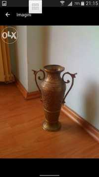 Vaza de bronz
