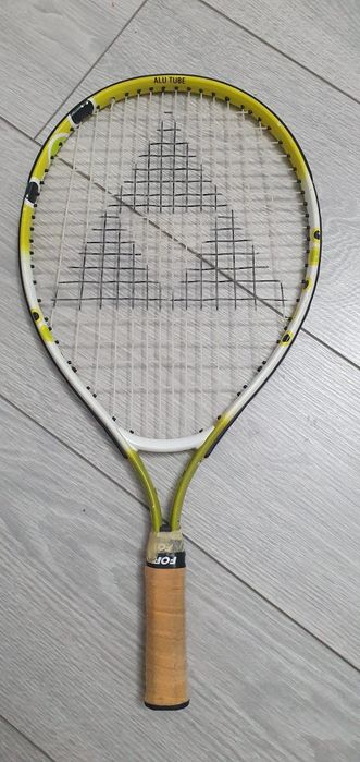 Racheta tenis copii max 6-7 ani. Fischer made in austria.