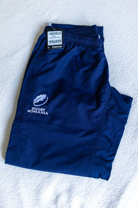 Pantaloni de incalzire MACRON Rugby Romania *NOU
