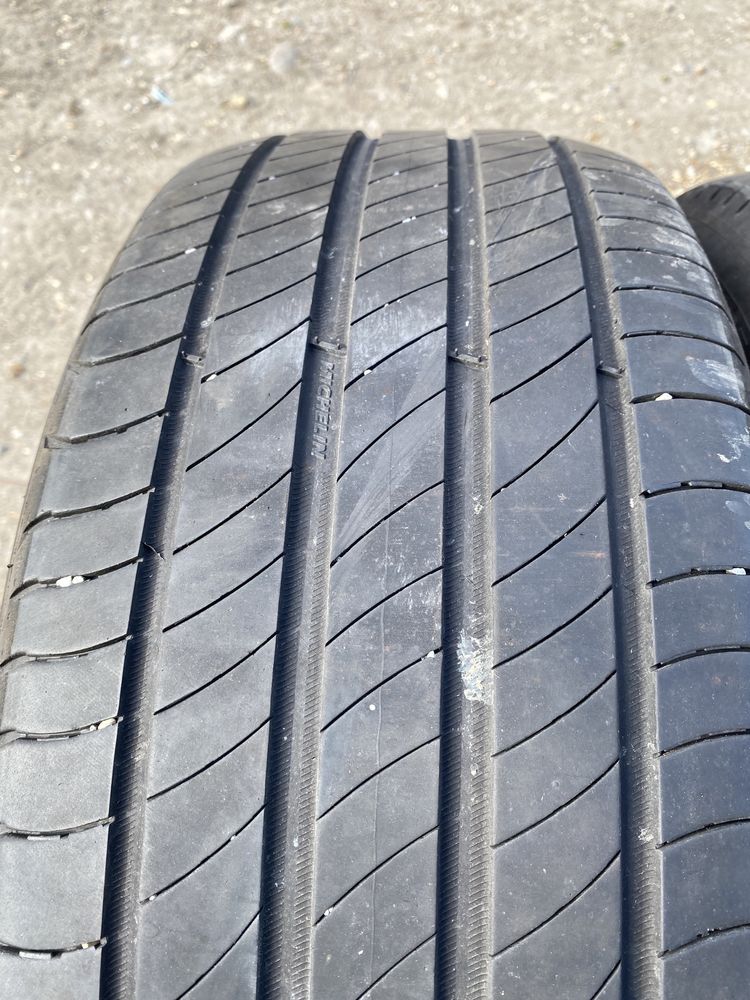 Set 2 anvelope 215 50 R17 Michelin de vara