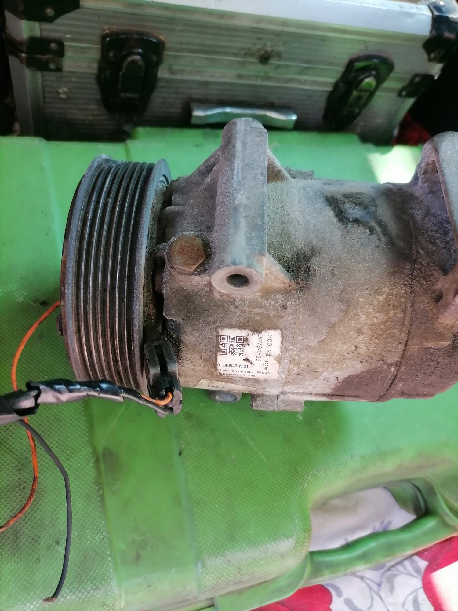 Compresor AC Renault Scenic 2 sau Megane 2 motor 1.9 dci