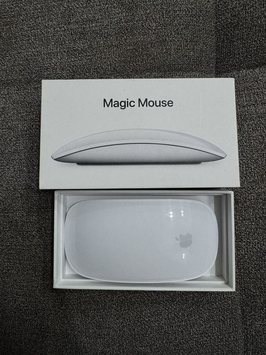 Продаю Magic mouse в отличном состоянии