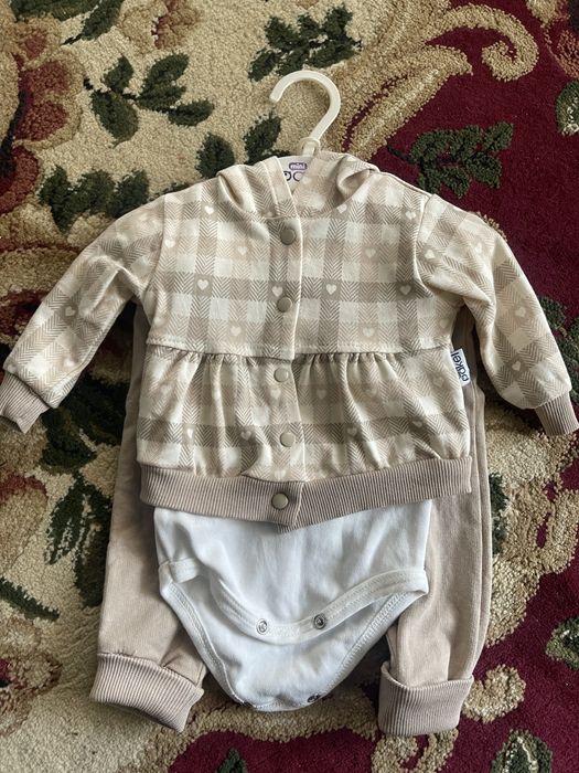 Qizbola chaqaloqchalar kiyimchachi