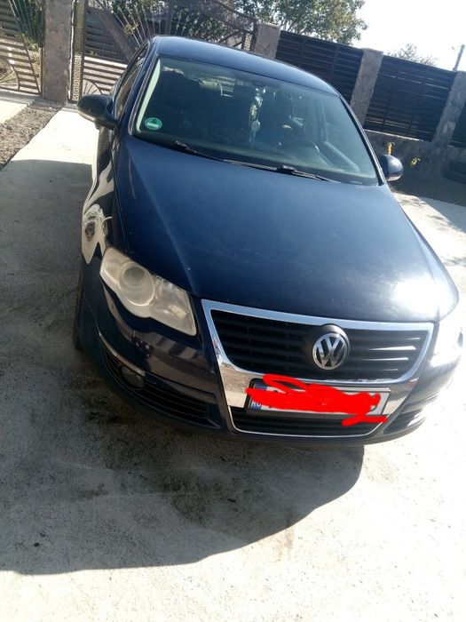 Vând Volkswagen Passat B6