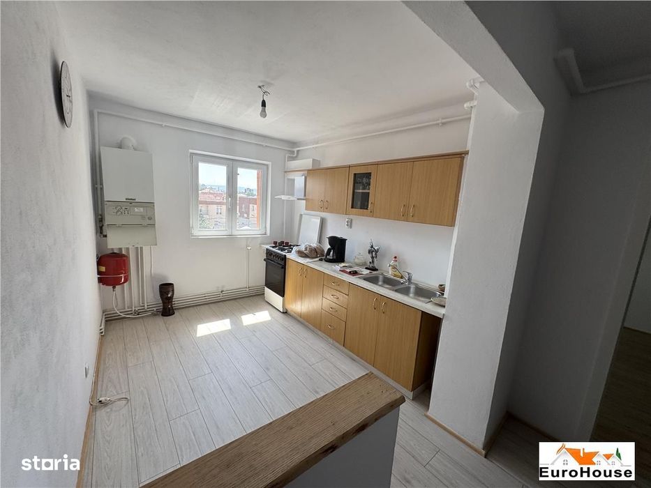 Apartament cu 2 camere de vanzare in Alba Iulia
