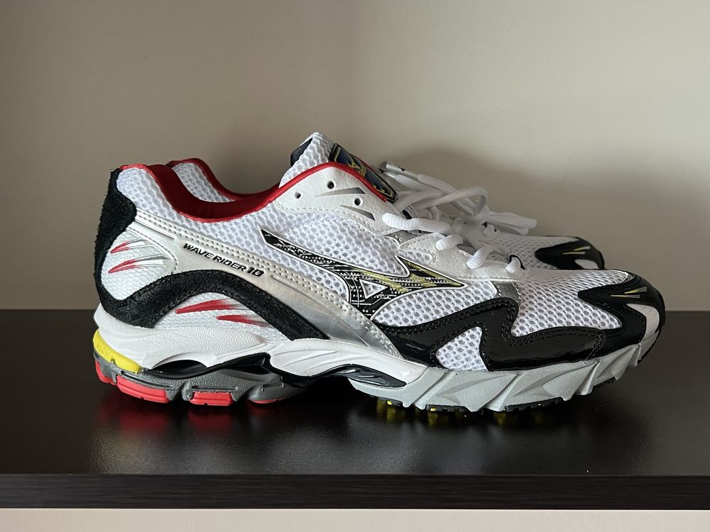 MIZUNO WAVE RIDER 10/ Налични 42н 27см Стелка Нови с Кутия