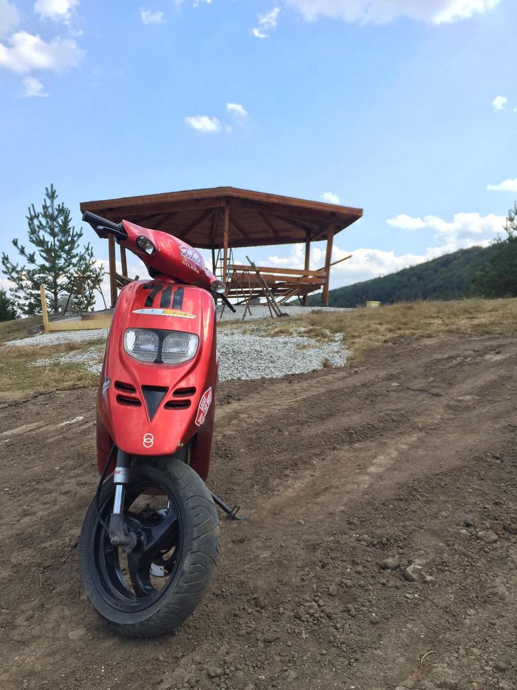 Скутер Gilera Storm*стартер*