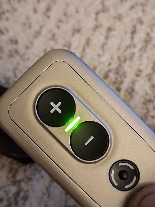 Telecomanda proteza auditiva