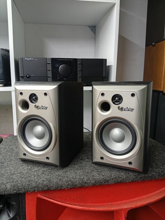 Тонколони Infinity Alpha 5