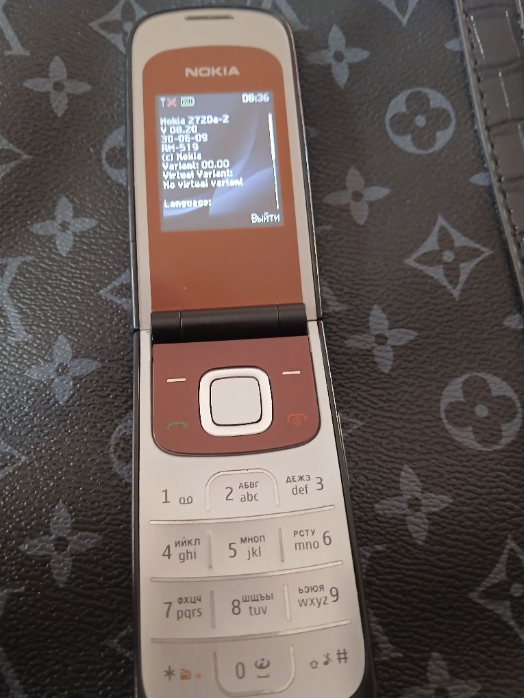 Assalom alekum telefon sotiladi Original Nokia 2720