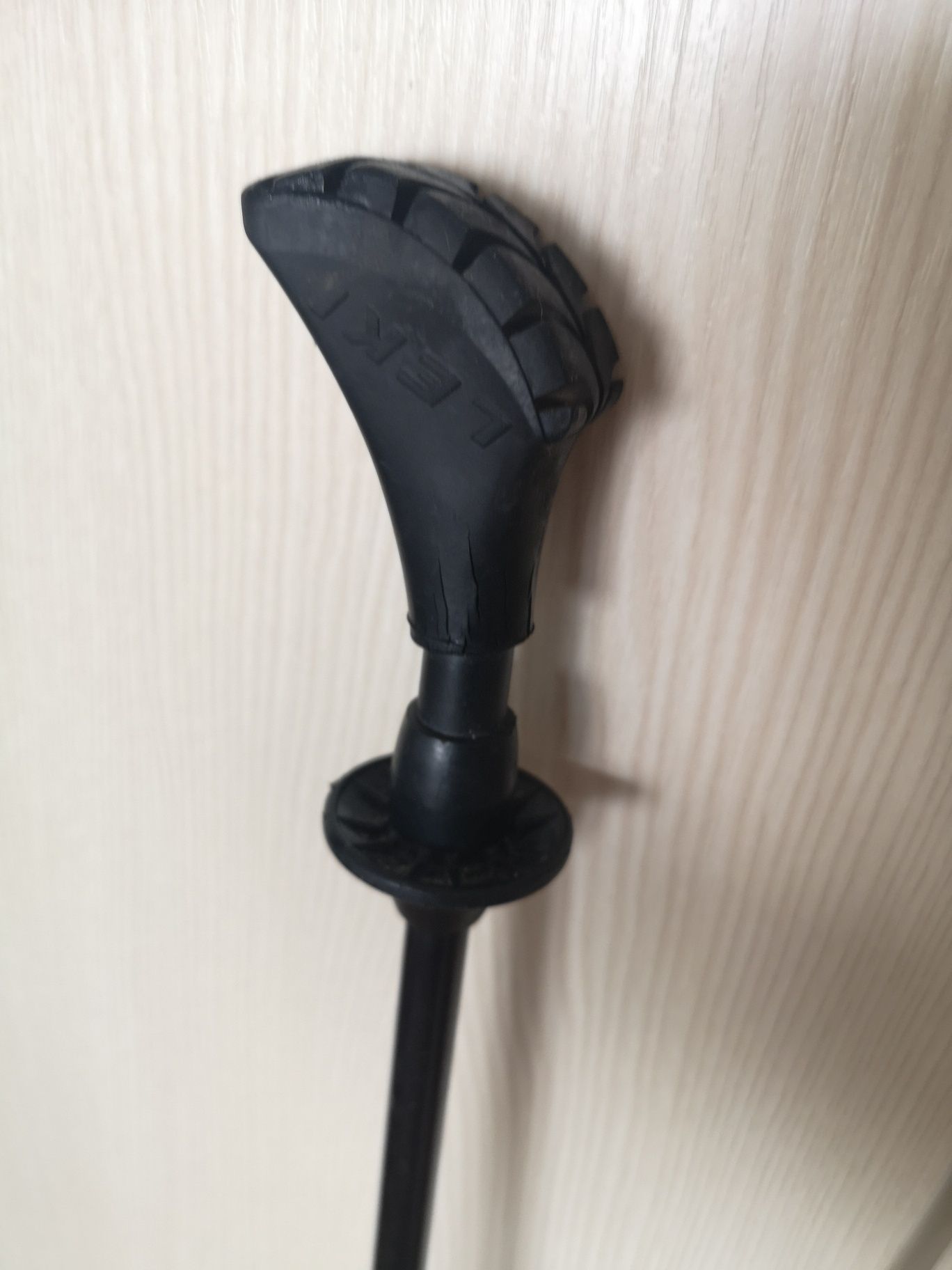 Bat Leki telescopic pentru drumeție hiking  trekking  trail