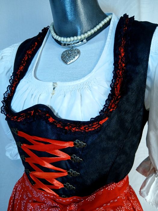 Dirndl Nr 38 Sarfan Rochie bavareza Oktoberfest rochie tirolezat