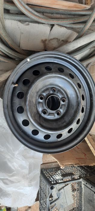 Жаңа диск, бір тал. Хюндайға.