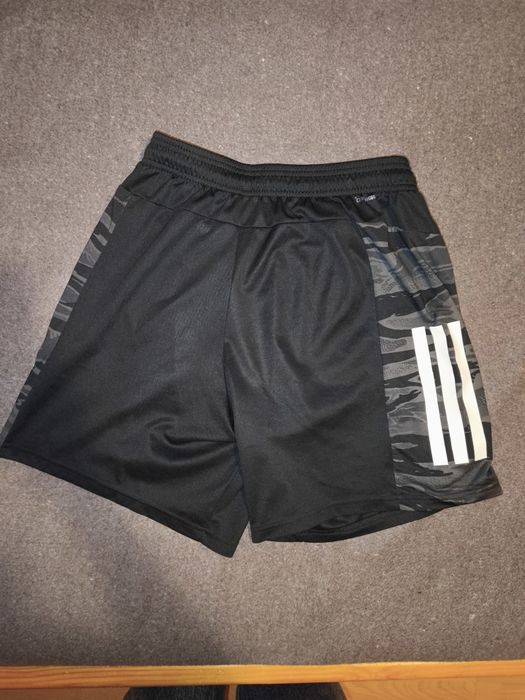 Мъжки шорти Adidas