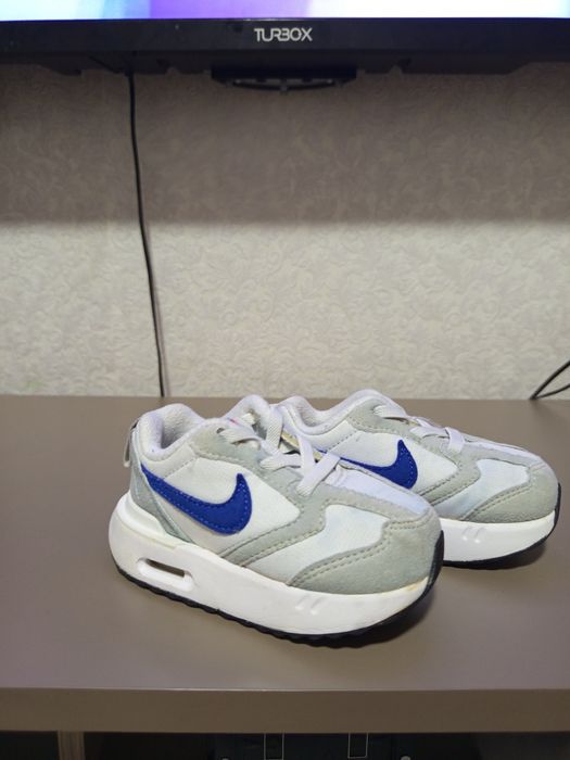 Бебешки обувки NIKE и Adidas
