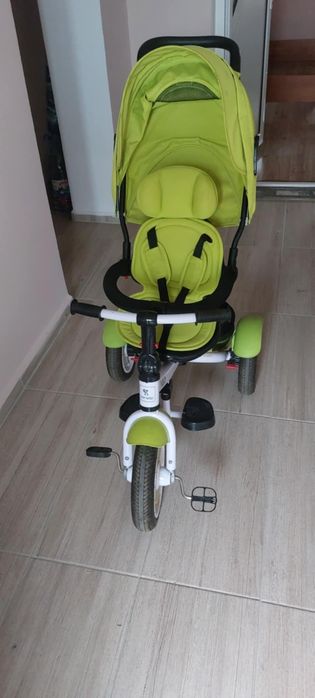 Продавам Триколка .