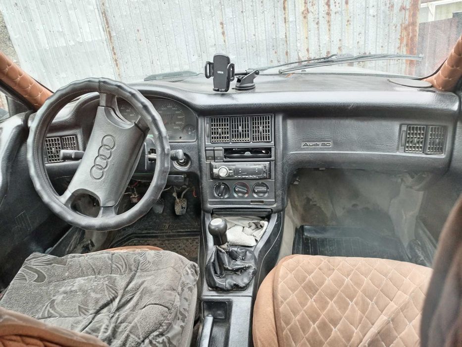Продам Ауди80. 1989г.
