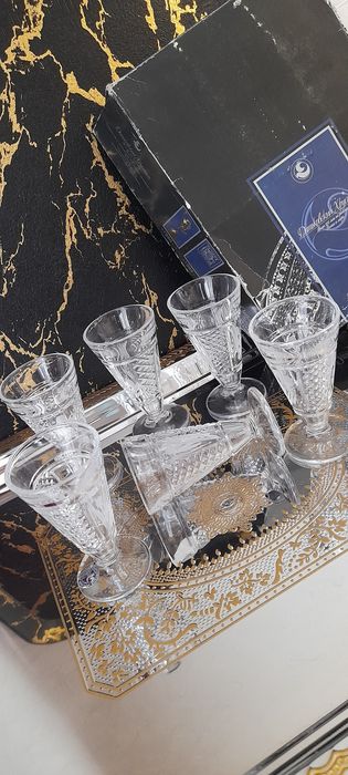 Продам рюмки хрустальные разную посуду