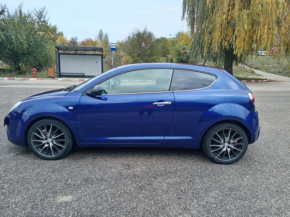 Vând Alfa romeo mito
