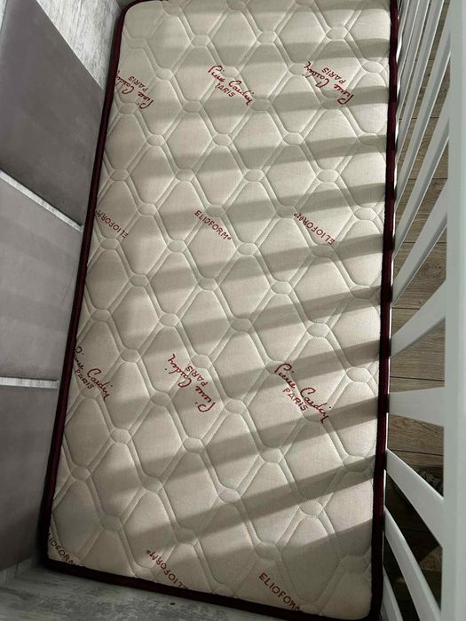 Продавам детско-легло люлка и матрак