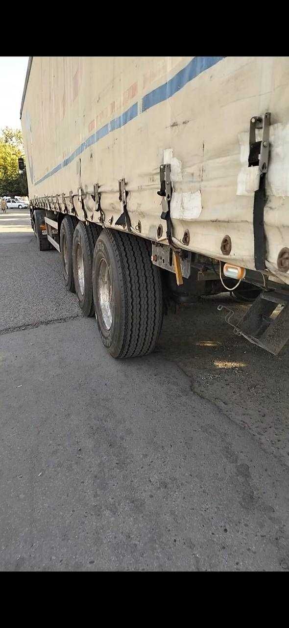 Автомашина  сотилади DAF 95XF 530 й 2004 TRAILOR 2004